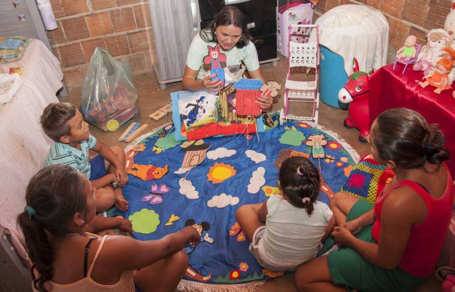 Apoio à Primeira Infância: Proteção e Cuidado Para as Crianças