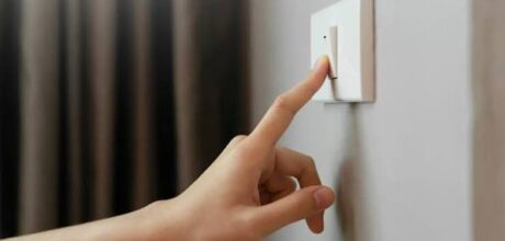 Como economizar energia elétrica em casa mudando pequenos hábitos